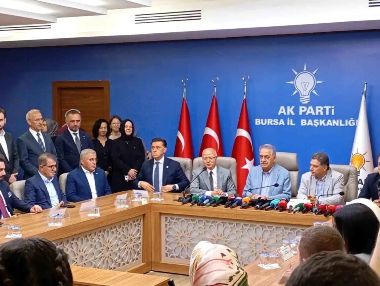 ak-parti-genel-baskan-yardimcisi-hayati-yazici-aciklamasi-TFySad9J.jpg
